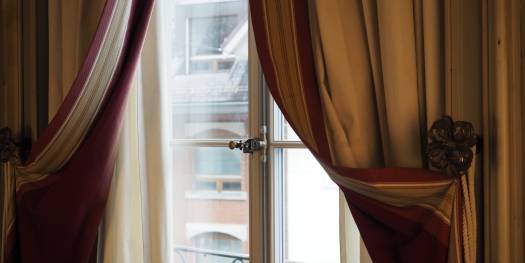 Garnitur roh mit Klarlack matt lackiert